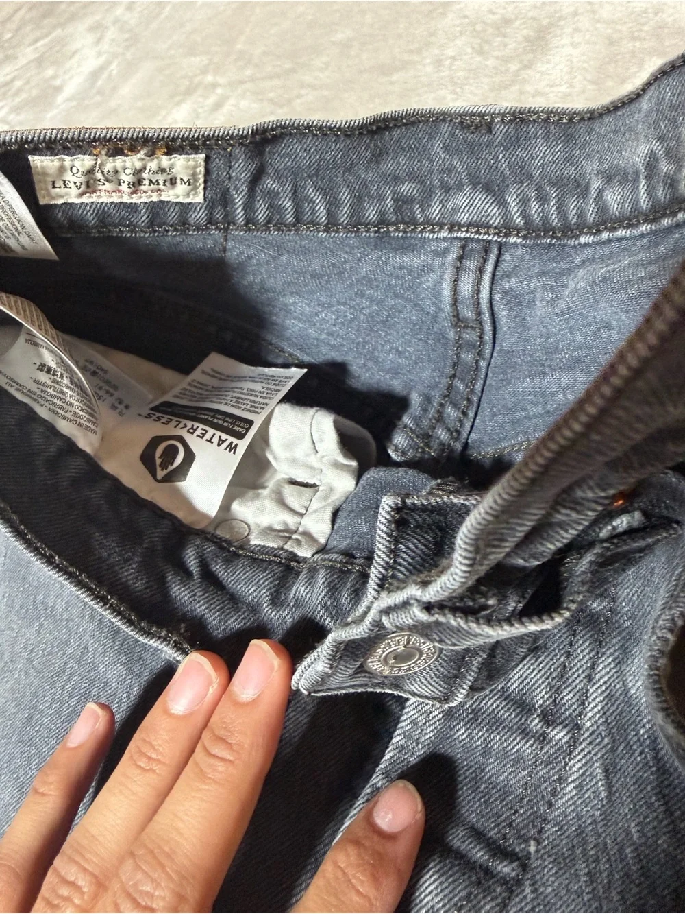 Levi's Men's Slim Straight Jeans in Washed Black